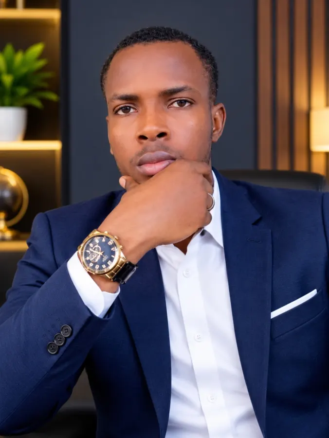 GIDEON  EZE